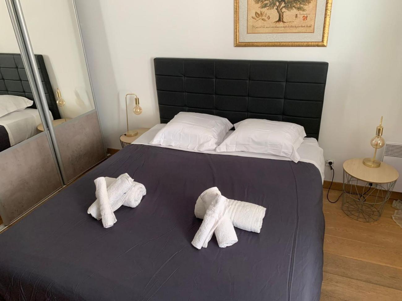 Apartamento Chez Chebil In Rue Halevy - Near The Sea Niza Exterior foto