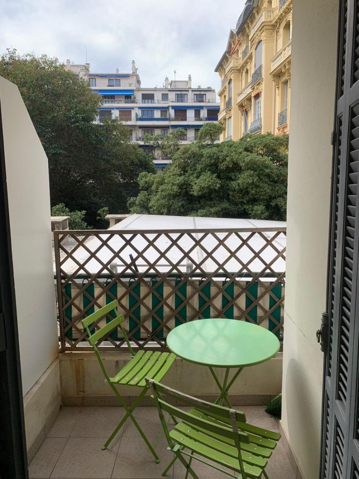 Apartamento Chez Chebil In Rue Halevy - Near The Sea Niza Exterior foto